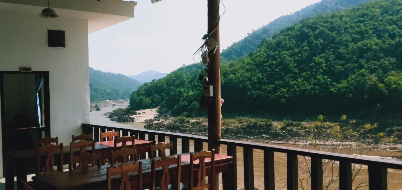 Villa Mekong Guesthouse Muang Pakbèng Pokoj fotografie